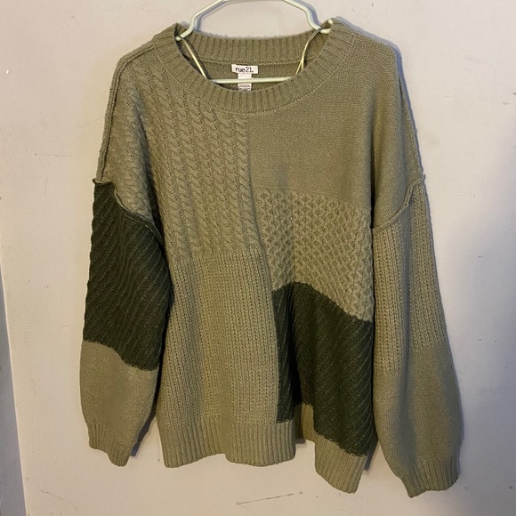 Rue21 Green Colorblock Multi-texture Sweater - Picture 1 of 2